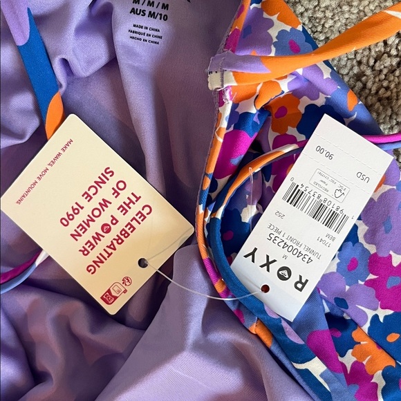 Roxy Daisy Days Keyhole One Piece Swimsuit Size Medium NWT - Picture 9 of 12